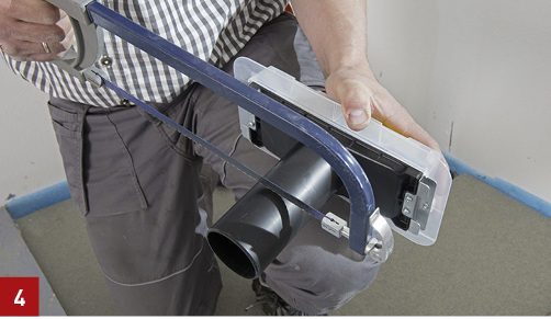 
Der Dünnbettsatz wird auf Oberkante Estrich abgelängt und in den Grundkörper gesteckt.
