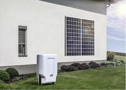 
Outdoorspeicherlösung des KIT: Die Lithium-Ionen-Batterie im wetterfesten Gehäuse eröffnet neue Einsatzmöglichkeiten.



