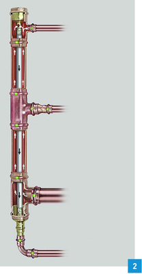 <p>
</p>

<p>
Funktionsweise Inlinertechnik: Über das Anschlussset (unten) gelangt das Warmwasser in den Steigestrang, wird am Ende in das innen liegende PB-Rohr umgelenkt und zurück zum Warmwassererzeuger bzw. -speicher geführt.
</p> - © Grafik: Viega

