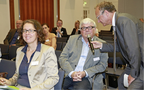 
SHK-Unternehmer wie Günter Ebel schilderten ihre Erfahrungen aus der Praxis. Eine Kernaussage lautete: Wichtig ist, dass Förderprogramme verlässlich bestehen bleiben.
