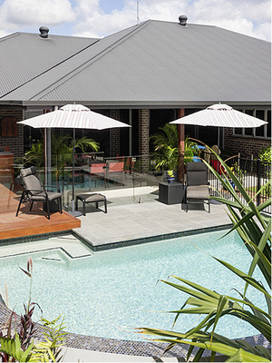 
Es muss ja nicht gleich der exklusivste und größte Pool sein.



