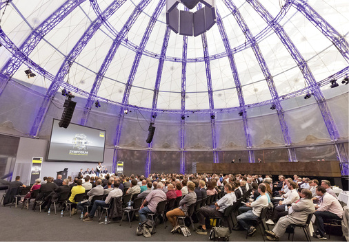 
Das Viega-Fachsymposium machte auch Halt in Berlin: Zur Veranstaltung im Gasometer kamen rund 400 Fachplaner und planende Handwerker.
