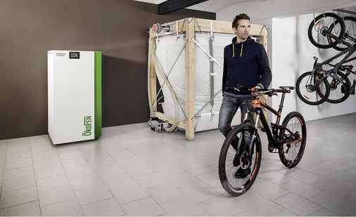 
Der Pellematic Condens arbeitet mit niedrigen Rücklauftemperaturen und bietet eine Alternative für die Heizungssanierung im Altbau.



