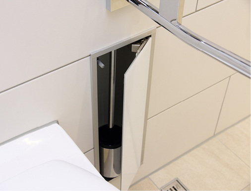 
Einbaumodule jeglicher Art vermindern das Verletzungsrisiko und sorgen für mehr Bewegungsfreiraum, besonders bei Nutzung von Rollatoren oder Rollstühlen.
