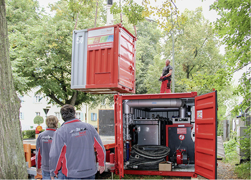 



Beim Aufbau einer mobilen Heizzentrale bedarf es – je nach Größe – ausreichend Platz, auch für das Brennstofflager.
