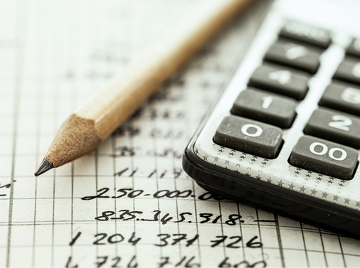 
Ein finanzieller Engpass kann in manchen Situationen schon anhand der Finanzplanung für das neue Jahr erkannt werden.



