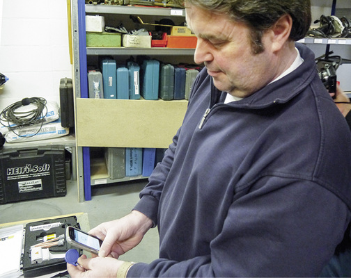 
ZVTOOL erfasst mit NFC-Chips Geräte im Betrieb.
