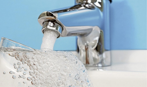 
Wird die Trinkwasser-Installation nicht ausreichend gesichert, bilden sich schädliche Mikroorganismen, die zu schweren Krankheiten führen können.
