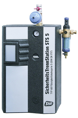 <p>
Die SYR SicherheitsTrennStation STS 5 schützt Trinkwasser nach DIN EN 1717 bis einschließlich Flüssigkeitskategorie 5.
</p>