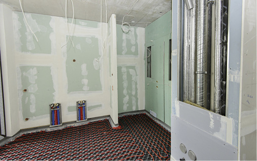 
Für den Bau von Wohnbauobjekten mit hochwertigen Eigentumswohnungen wird meist ein erhöhter Schallschutz gefordert.
