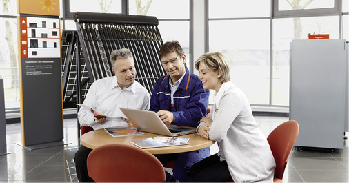 
Die Kundenberatung am PC war einer der ersten Schritte auf dem Weg des digitalen (Arbeits-)Wandels im SHK-Handwerk. 



