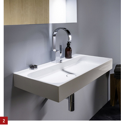 
2 Repabad erweitert das Waschtisch-Sortiment und bietet zu den gängigen Badewannenserien passende Keramikwaschtische an.
