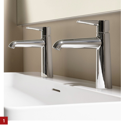 
1 Laufen: Val beinhaltet unter anderem zwei Waschtischmodelle mit unterschiedlich langem Auslauf. 
