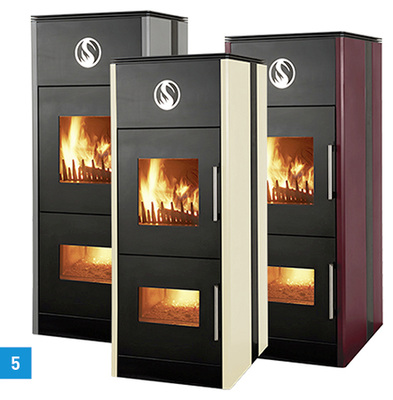 
5 Der Luvano-Holzvergaserkaminofen von Luuma mit wasserumspülter Brennkammer ist in drei verschiedenen Farben lieferbar.

