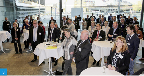 
3 Über 100 Gäste kamen zur Ausstellungspremiere am 27. April 2017 ins Presse- und Informationsamt der Bundesregierung.
