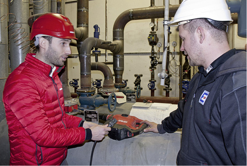 
Kabelbruch kein Problem: Der Kombihammer TE 50-AVR ist das erste Hilti Gerät mit abnehmbarem Netzkabel.
