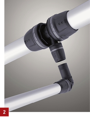 



Der Steckfitting gilt als werkzeuglose Verbindungstechnik, da sie nur mit der Kraft der Hände ausgeführt wird.
