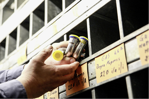 
Albrecht Lohri ist dazu übergegangen, für die Neuinstallation von Gasanlagen nicht mehr Kupfer, sondern Edelstahl zu verwenden.
