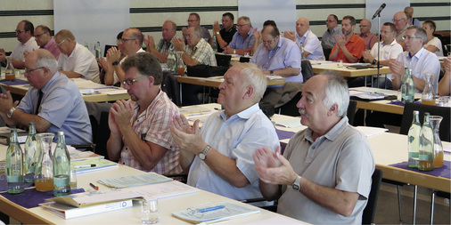 



Für seine Ansprache zum Thema „Mehr Mut in der SHK-Branche“ erhielt Joachim Butz in Überlingen viel Applaus.
