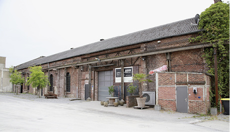 
Diese alte Waagenhalle wird von einer Luftwärmepumpe beheizt. 



