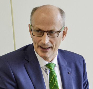 <p>
</p>

<p>
Guntram Wildermuth-Reißer ist Vorstandssprecher der Reisser AG. Der Schwiegersohn von Helmut Reißer ist seit 2008 in die Führung des Großhandelshauses mit eingebunden.
</p> - © Reisser AG

