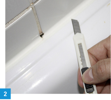 



Bei Sanierung der Fuge mittels Cutter ist die Wannenabdichtung gefährdet.
