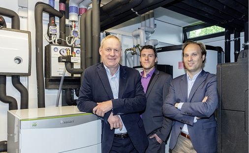 <p>
Die Köpfe hinter der technischen Planung bei Vaillant (v.l.n.r.): Frank Salg, Leiter Technologiemanagement & Systementwicklung, Kai Pecka, Projektmanager technologische Entwicklung, Christian Krüger, Leiter strategisches Großkundenmanagement.
</p>

<p>
</p> - © Vaillant

