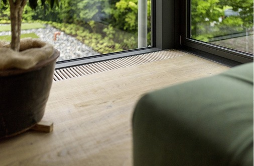 
Es kommen Fußbodenheizung, ventilatorunterstützte Konvektoren und Niedertemperatur-Wärmefolien in den Decken zum Einsatz.



