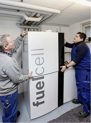 
Montage einer Brennstoffzelle. 



