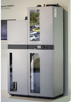 
Brennstoffzelle von Viessmann mit der Technologie von Panasonic, dem Marktführer in Japan bei häuslichen Brennstoffzellen. 



