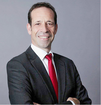 
Thorsten Herdan ist Abteilungsleiter Energiepolitik – Wärme und Effizienz im BMWi.



