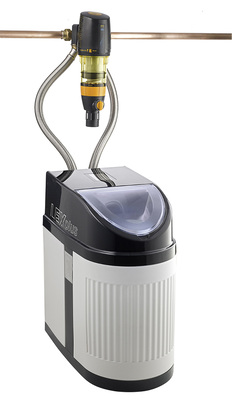 
Die Lex Plus 10 S Connect von Syr in Kombination mit dem Drufi ergibt eine kompakte Filter- und Enthärtungseinheit.



