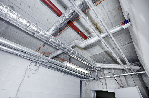 
Speziell für die Bekleidung von Sprinkler- und Feuerlöschleitungen hat Rockwool die Conlit-Systemlösung entwickelt.



