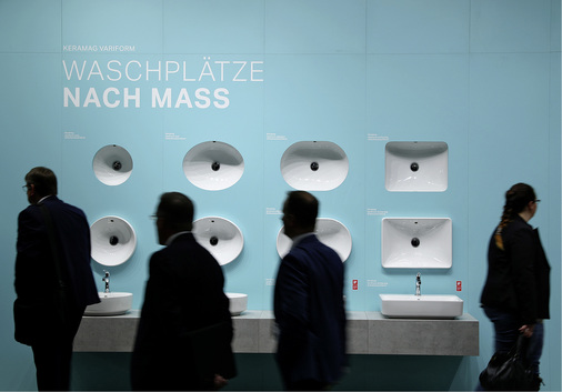 
Ein ganz deutlicher IFH-Trend: Statt Endkunden mit Produkten „von der Stange“ zu bedienen, nimmt die individuelle Konfiguration zunehmend Raum ein (im Bild: Keramag/Geberit).



