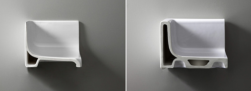 



Links ein Schnitt durch einen Waschtisch aus dünnwandiger Keramik, rechts durch einen Waschtisch aus traditioneller Keramik. Die dünnwandige Keramik ermöglicht eine präzisere und schlankere Formensprache und einen vereinfachten Aufbau des Waschtischs.
