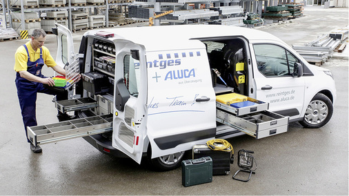<p>
Der Ford Connect als Servicefahrzeug: Schubladen bleiben stets zugänglich, darüber lässt sich Fracht auf dem Ladeboden verzurren.
</p>
<p>
</p> - © Milan Hoppe
 
Der Ford Connect als Servicefahrzeug: Schubladen bleiben stets zugänglich, darüber lässt sich Fracht auf dem Ladeboden verzurren.