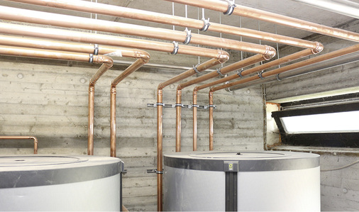 



Auch die Pufferspeicher sind im sanierten Schulgebäude mit den Sanco-Kupferrohren der Wieland-Werke angebunden.
