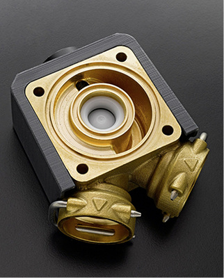 
Die Sandwich-Anschlussarmatur erleichtert die Kombination von Drufi und Lex Plus 10 S Connect.



