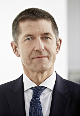 



Paul Heldens
 ist Gesamtvertriebsleiter der Dornbracht Group.
