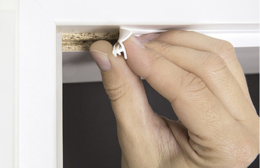 
Ersatz der vorhandenen Türdichtung durch eine Überströmdichtung.



