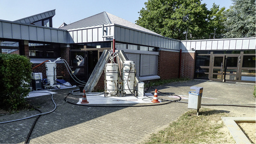 
In der KiTa Steinrausch zeigten die Modernisierungsmaßnahmen im Umfeld der Heizungsanlage keine Wirkung. Erst die Rohrinnensanierung brachte einen nachhaltigen Erfolg.



