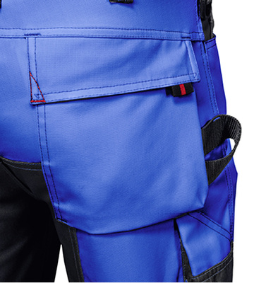
Patten und Klettverschlüsse sind eine Alternative zu Reißverschlüssen und Druckknöpfen, z. B. bei Gesäß- oder Handytaschen. 



