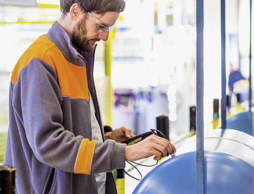 



Das Druckhaltungssystem muss genügend Volumen zur Kompensation des Ausdehnungswassers infolge von Temperaturschwankungen bereitstellen. Dies lässt sich nur durch eine anlagenspezifische Auswahl und Auslegung der Lösung sicherstellen.
