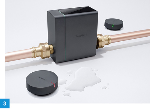 
3 Die Montage der Zentraleinheit des Wassermanagementsystems Pontos von Hansgrohe erfolgt an der Hauptwasserleitung hinter Druckminderer und Filter.



