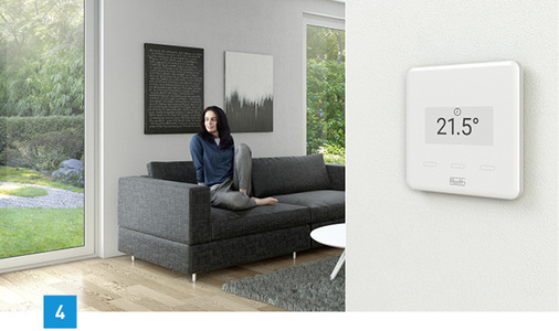 
4 Das funkbasierte Regelungssystem Touchline S verfügt über vier Raumbediengeräte. Hier die Version Smart mit E-Paper Display.



