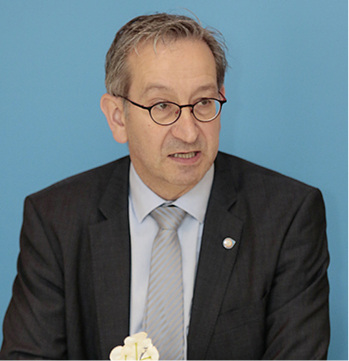 
Wolfgang Becker: „Bereits das vierte Jahr in Folge verzeichnen wir ein Plus bei den Lehrlingszahlen.“



