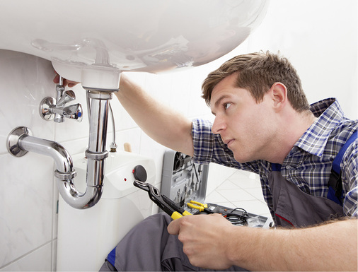 



Wie gut arbeitet der Kundendienst? Detlef Poullie schaut in diversen TV-Formaten dem Handwerk ganz genau auf die Finger.
