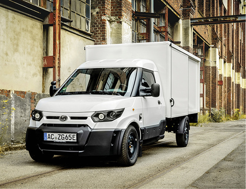 
Einmal Probe fahren: Parallel zum forum handwerk digital wird die Möglichkeit angeboten, den Elektro-Streetscooter zu testen.



