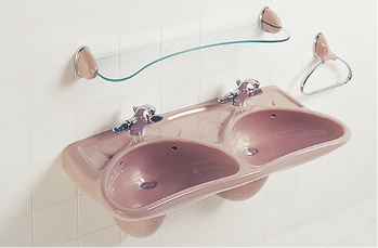 
Der Colani-Entwurf für Villeroy & Boch von 1975.



