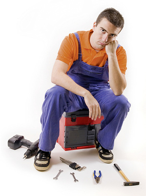 



Ist ein Angestellter desinteressiert und lustlos, hat er womöglich schon innerlich gekündigt. Dann gilt es zu reagieren.
